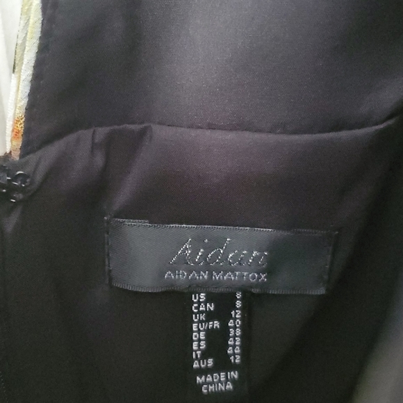 Long Floral Dress with Front Slit - 8 - Picture 6 of 7